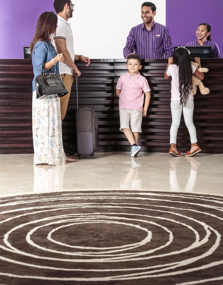 Premier Inn Doha Education City Bagian luar foto